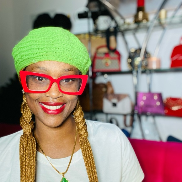 Please Follow @leichaurellelux - Picture 9 of 16